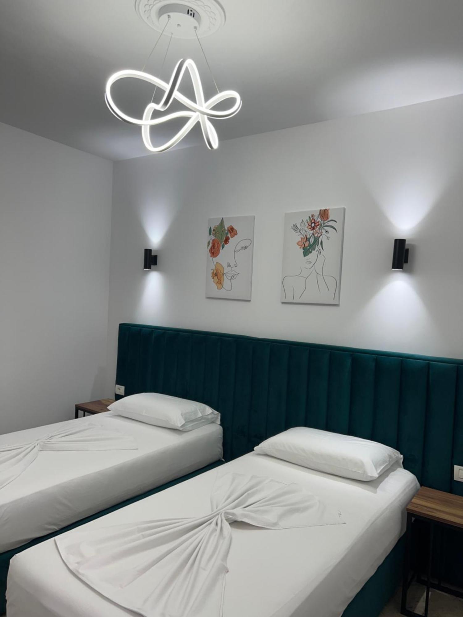 Hotel Floga Shkoder Ngoại thất bức ảnh