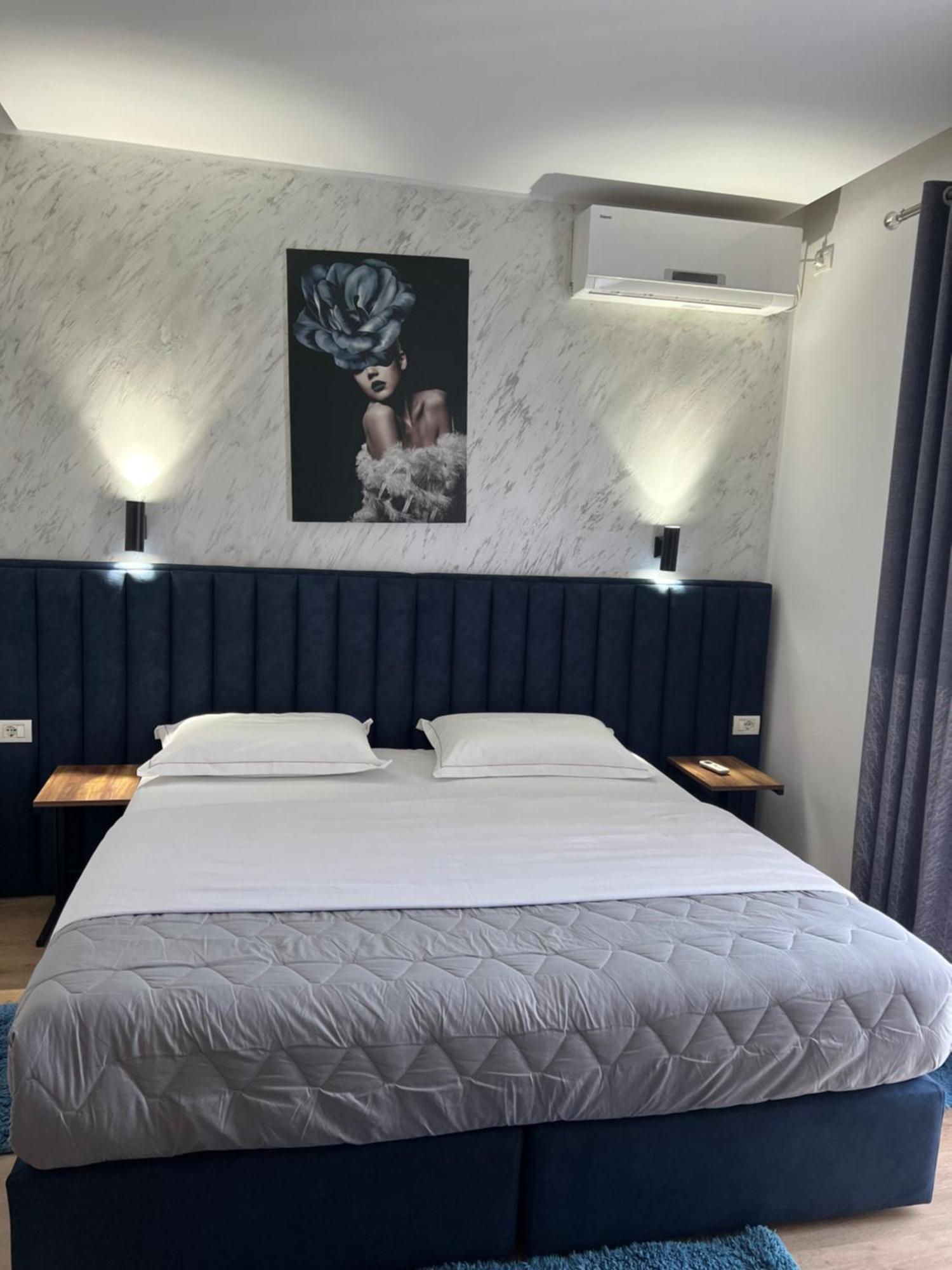 Hotel Floga Shkoder Ngoại thất bức ảnh