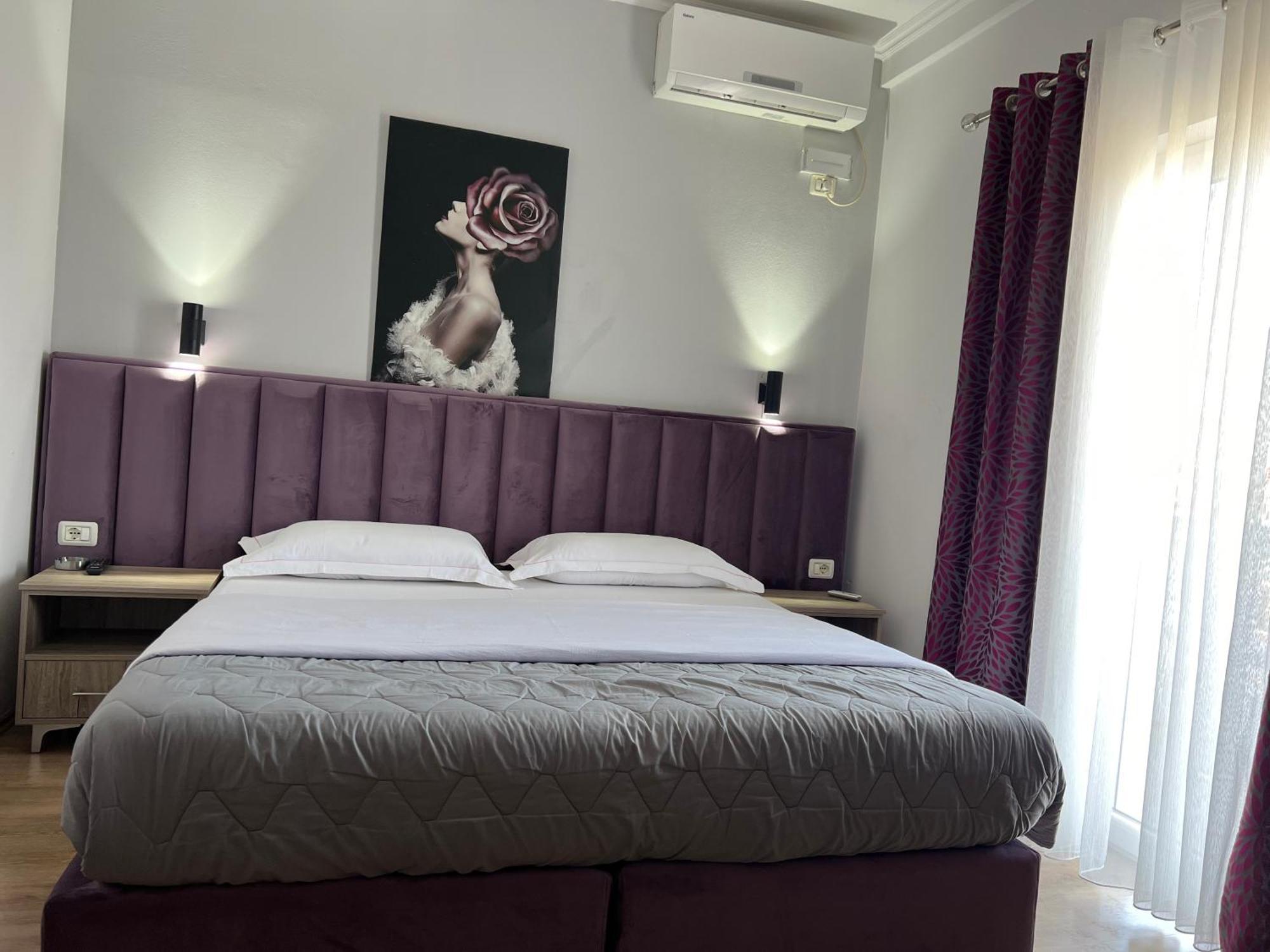 Hotel Floga Shkoder Ngoại thất bức ảnh
