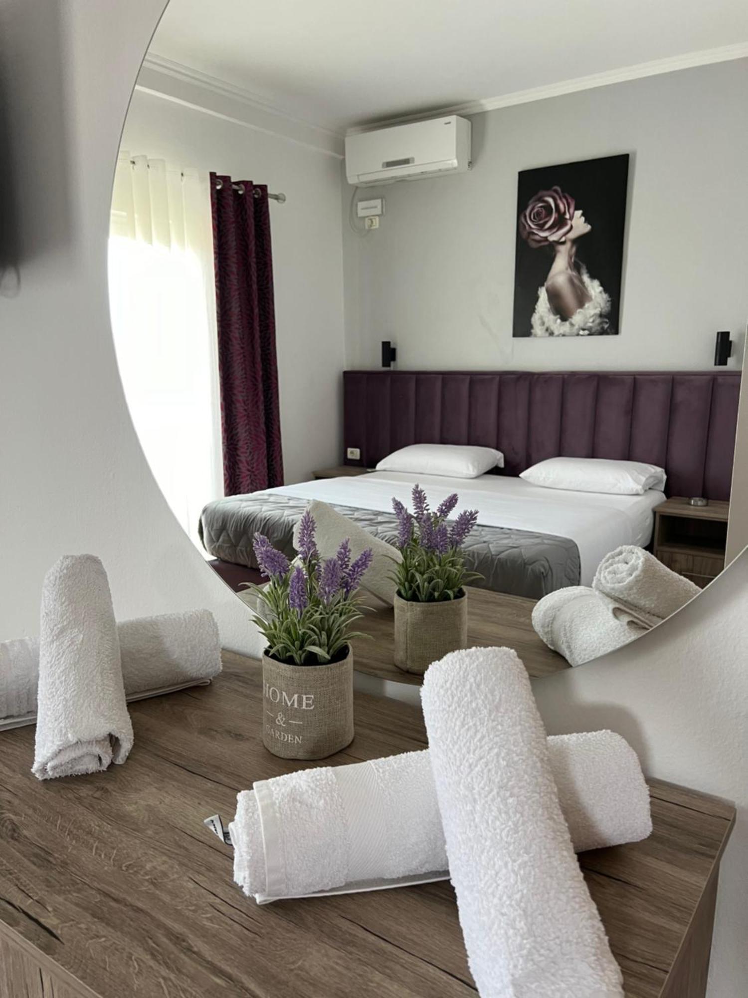 Hotel Floga Shkoder Ngoại thất bức ảnh